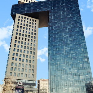 Международная ул., д. 7/Энтузиастов бул., д. 2